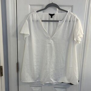 The Limited White Flutter Sleeve Blouse